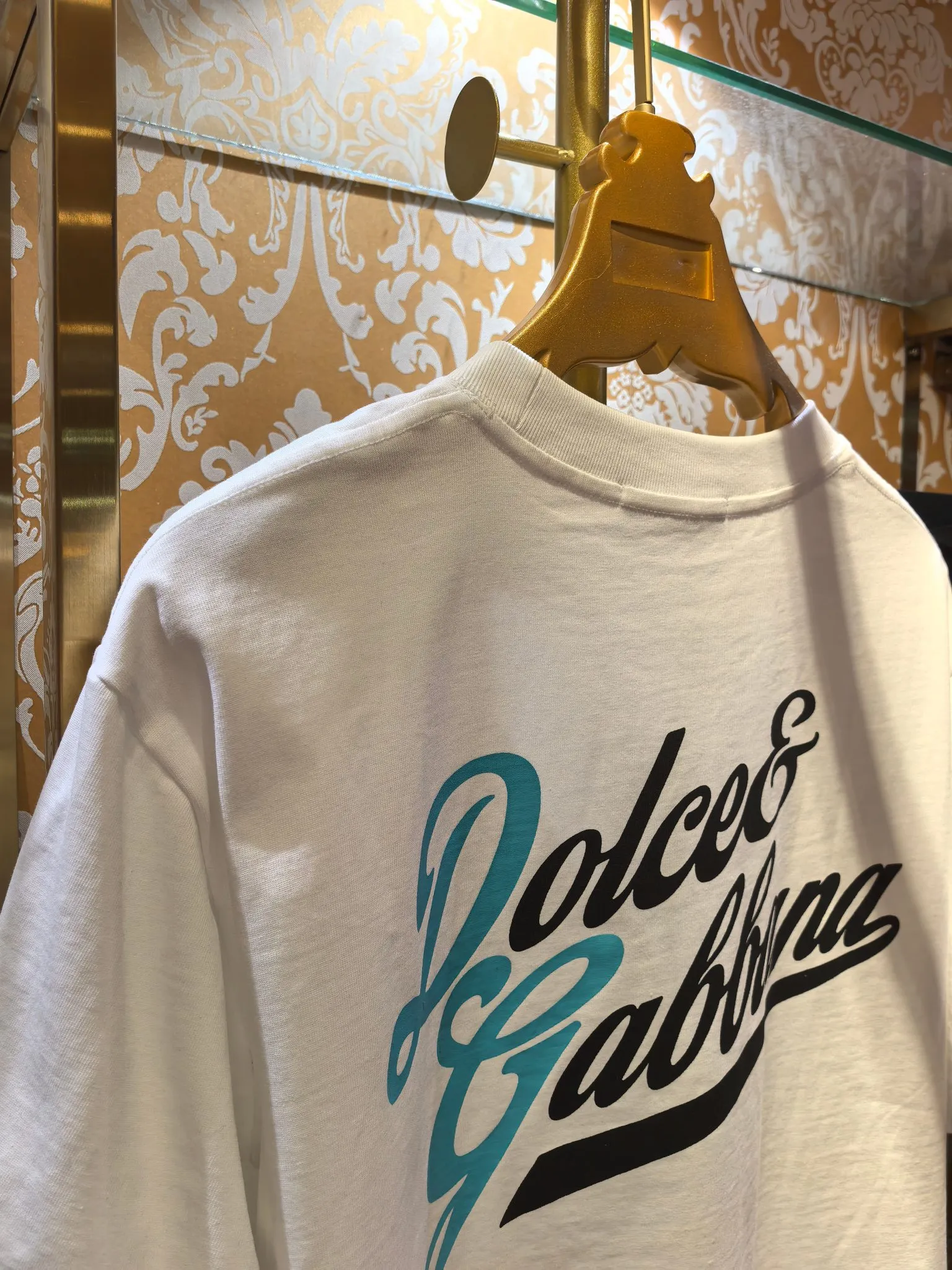 𝘿𝙊𝙇𝘾𝙀 & 𝙂𝘼𝘽𝘽𝘼𝙉𝘼 2026/ss New Arrival T Same Style : ， Sizes:S-XL